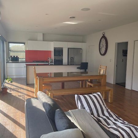 Stunning Park Side Holiday Home Κράισττσερτς Εξωτερικό φωτογραφία